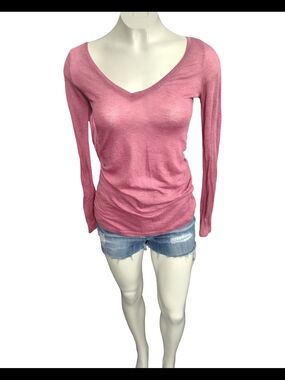 Wet Seal Pink V-Neck Long Sleeve Top